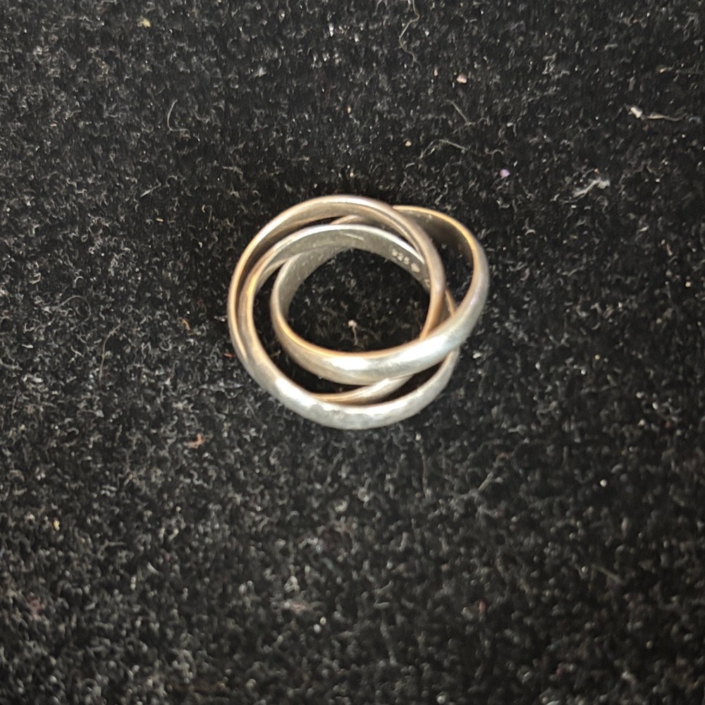 Silpada Silver Interlocking Knot Ring - image 1